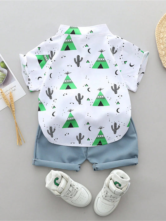 Prenda blanca y verde conjunto para bebe con estampado desértico vista trasera