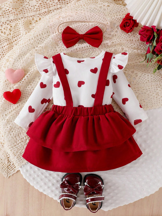 Prenda roja conjunto de corazones para bebe completamente armado
