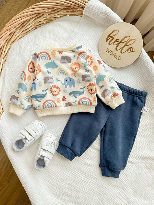 Prenda crema conjunto para bebe con estampado de animales vista trasera