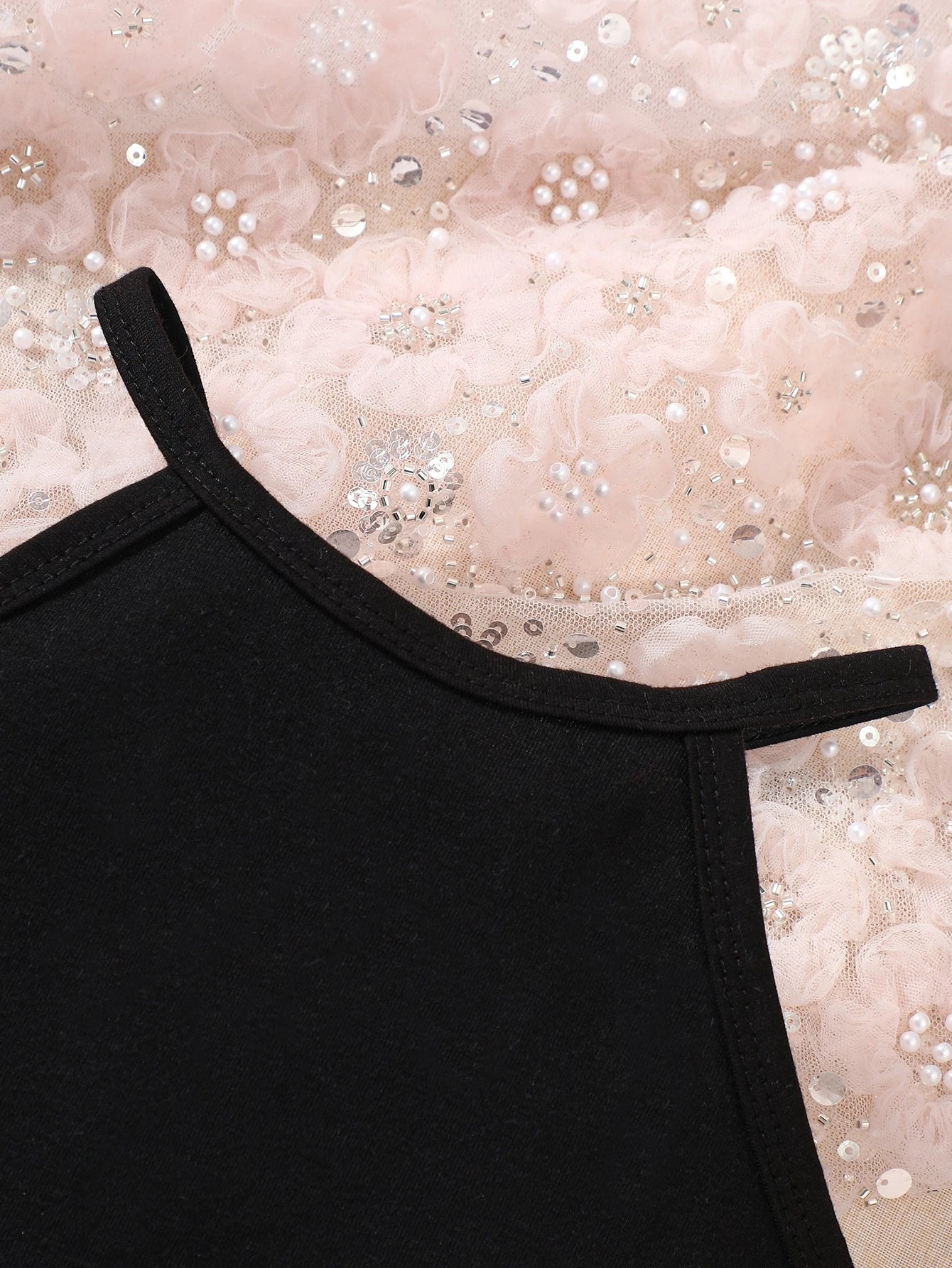 Prenda negro conjunto para bebe detalle de cuello halter
