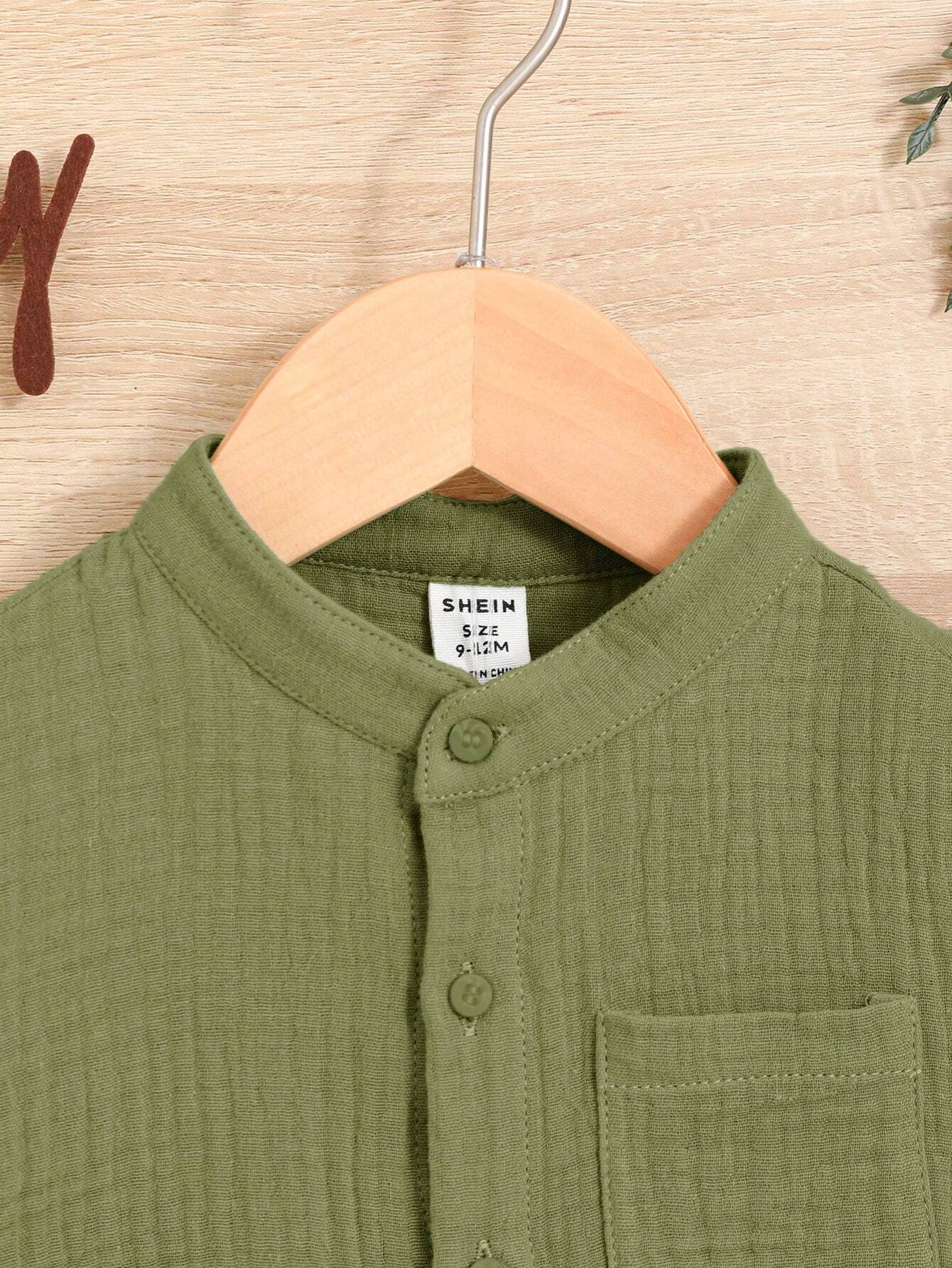 Prenda verde camisa para bebe niño detalle cuello y botones