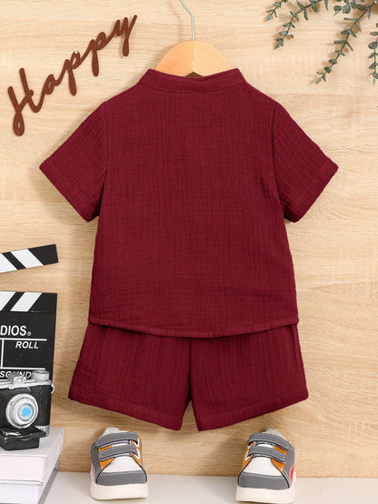 Prenda rojo conjunto camisa y short para bebe niño vista trasera