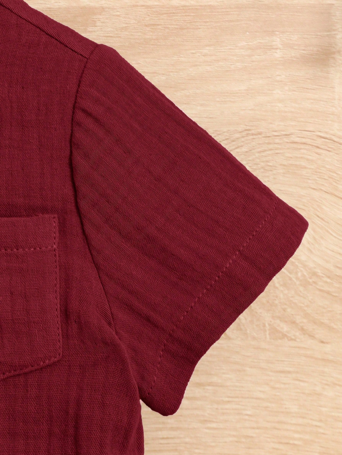 Prenda rojo camisa para bebe niño detalle bolsillo delantero