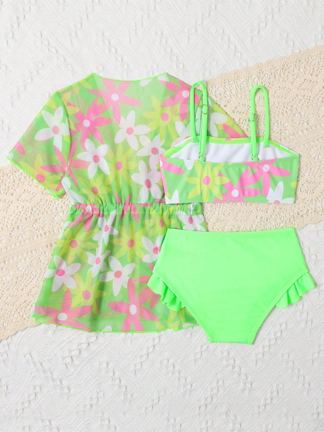 Prenda verde conjunto de baño para bebe con bikini y kimono vista trasera