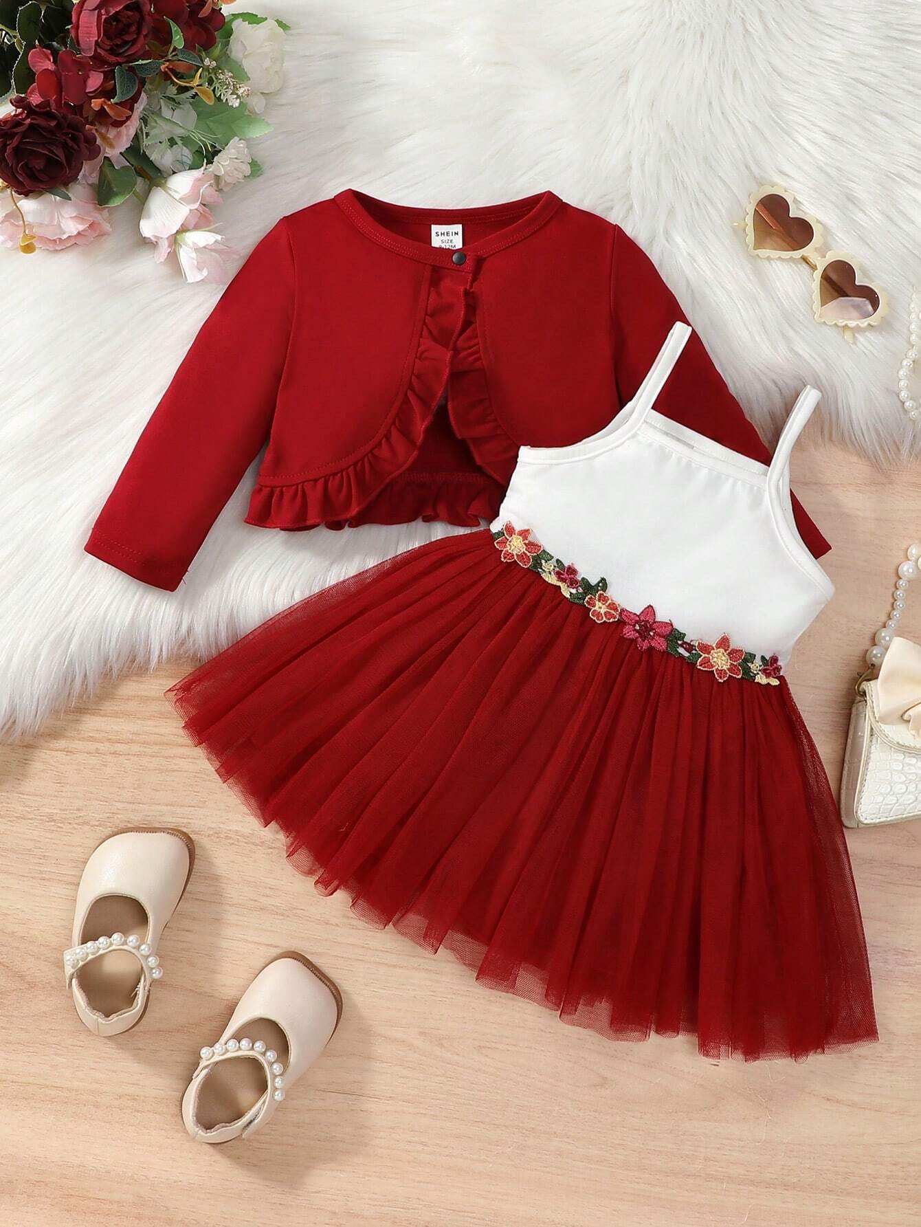 Prenda burdeos conjunto de vestido y cárdigan para bebe vista frontal