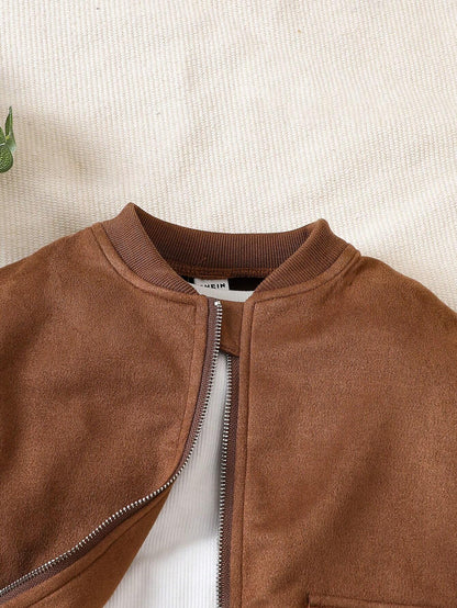 Prenda marrón chaqueta bomber para bebe detalle del cuello y cremallera frontal