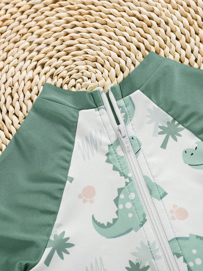 Prenda verde menta traje de baño para bebe detalle de cremallera frontal
