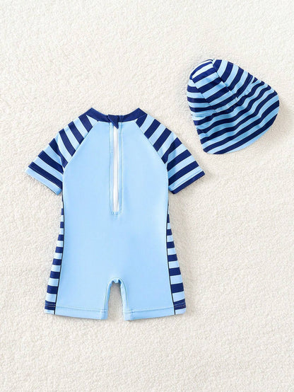Traje de baño azul barcos rayas