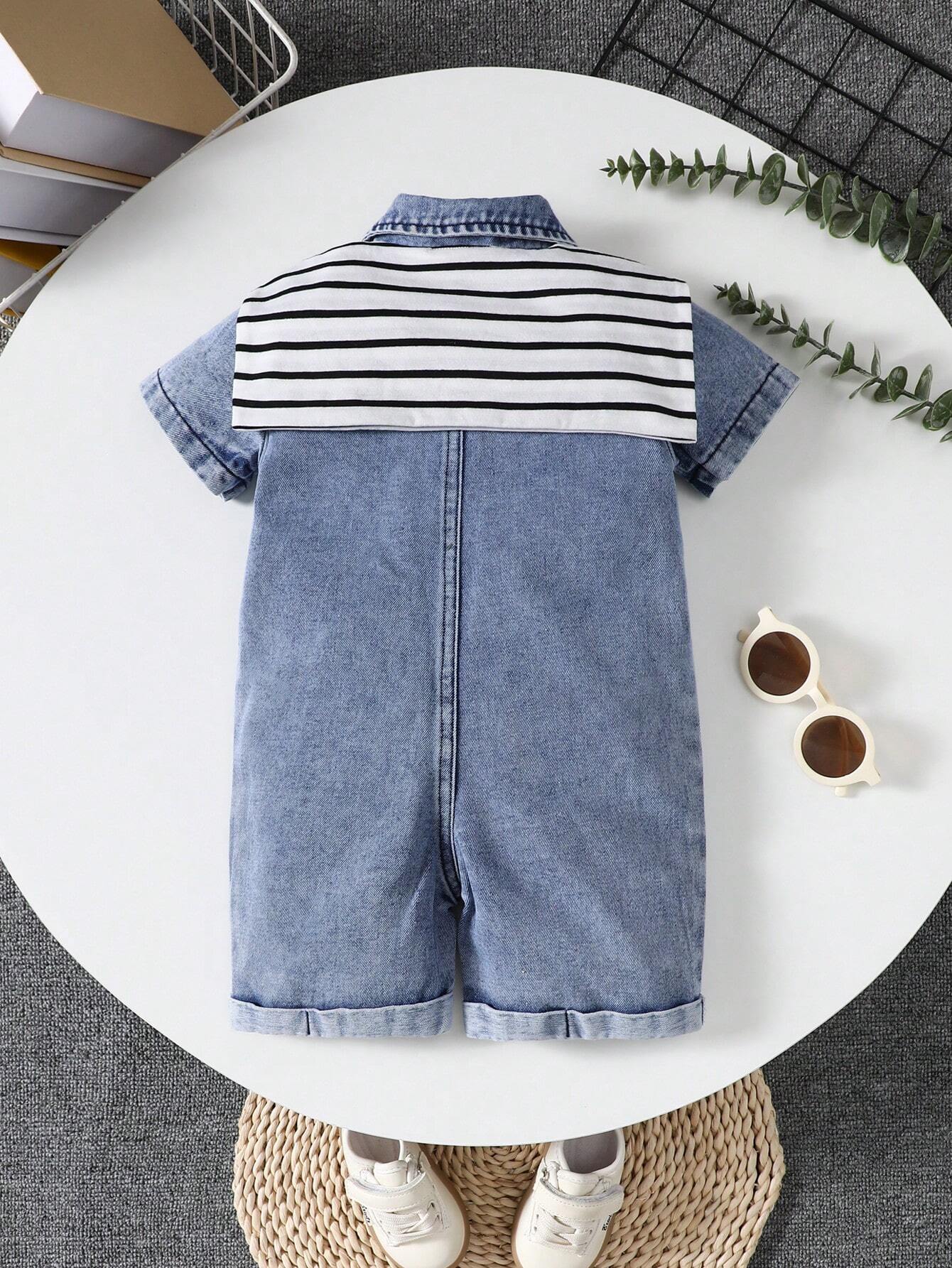 Enterizo azul de mezclilla con cuello camisero a rayas