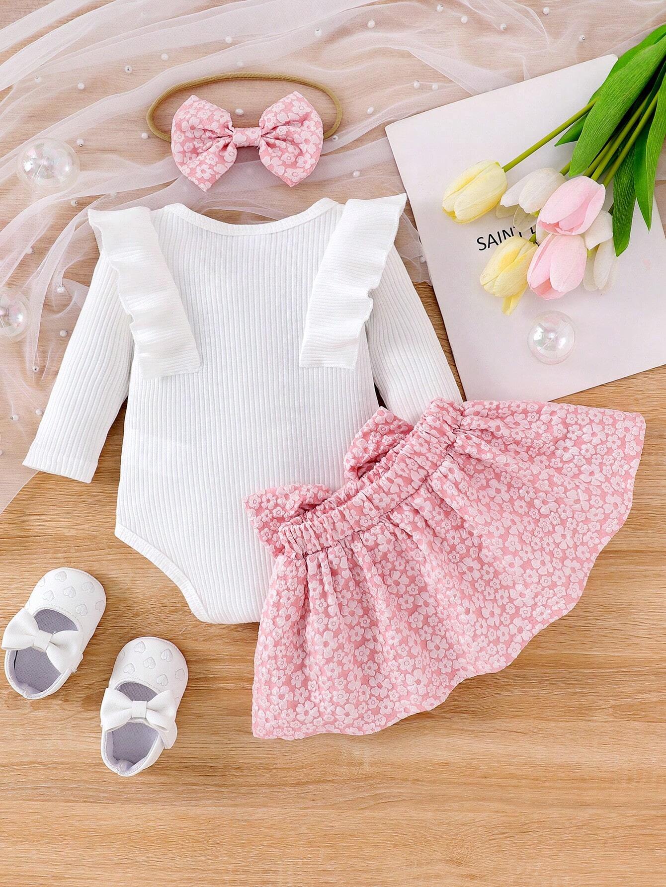 Conjunto blanco y rosa para bebé niña con falda floral
