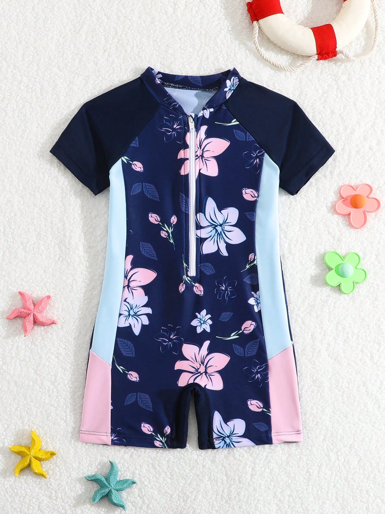 Traje de baño multicolor con estampado floral