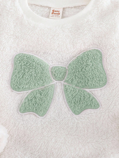 Conjunto pijama verde con moño de peluche