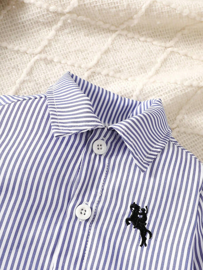 Conjunto marrón y azul para bebé niño con bordado de caballo (No incluye cincho)