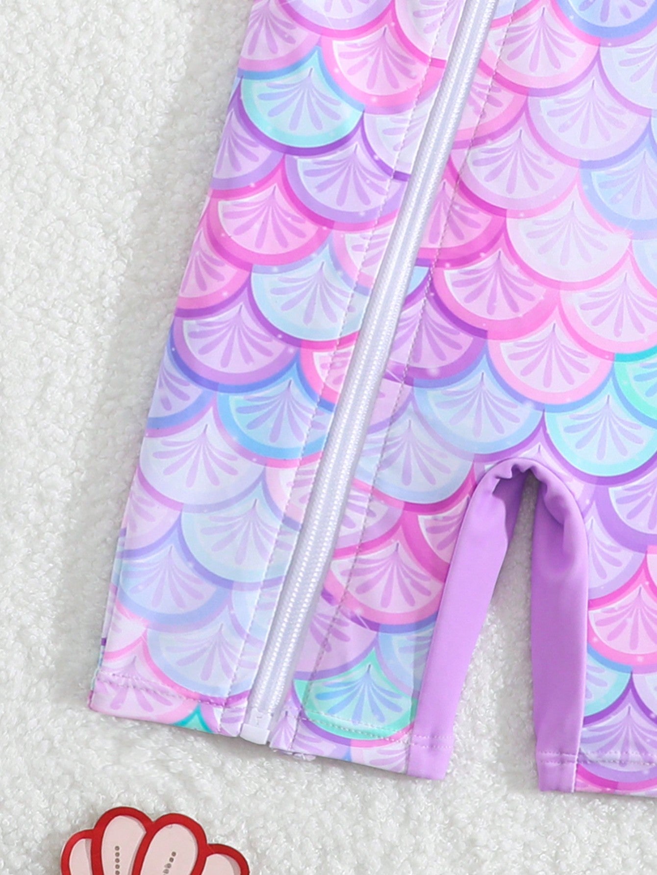 Traje de baño lila para bebé con estampado de sirena