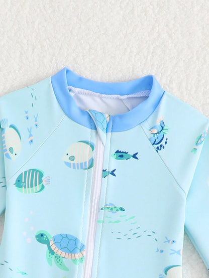 Traje de baño azul marino con estampado marino