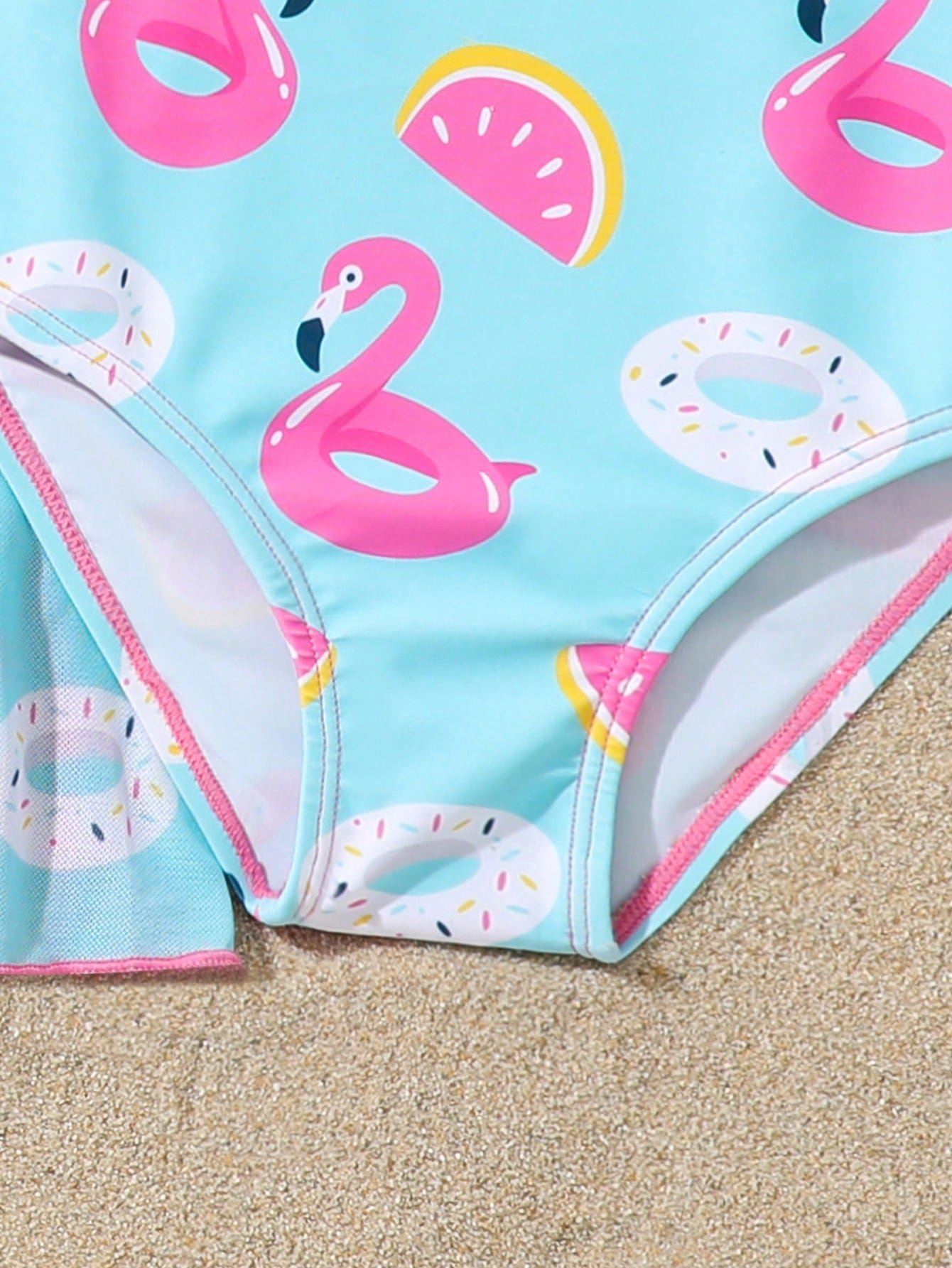 Traje de baño multicolor flamencos dulce verano