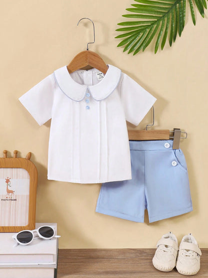 Conjunto blanco y celeste elegante con cuello peter pan