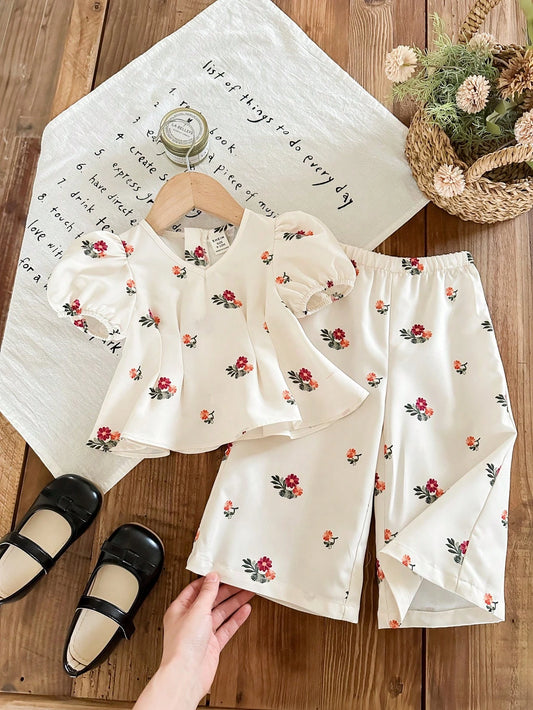 Conjunto beige floral manga farol