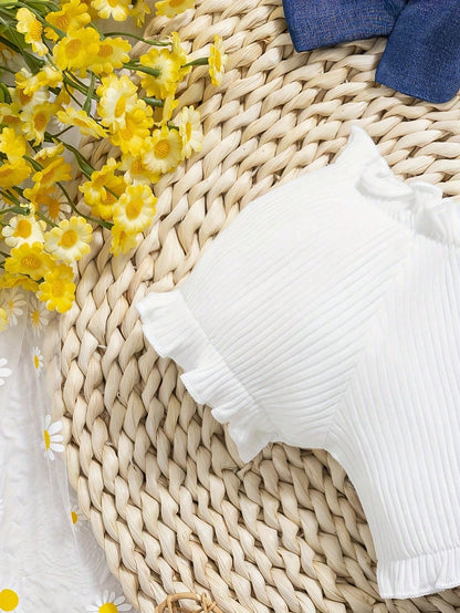 Conjunto azul y blanco con falda en capas
