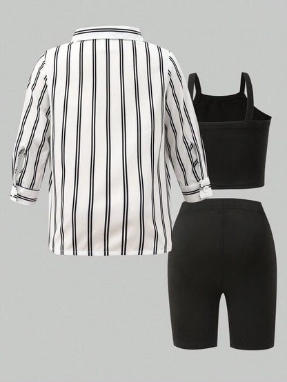Prenda blanca y negra conjunto para bebe de tres piezas a rayas vista posterior