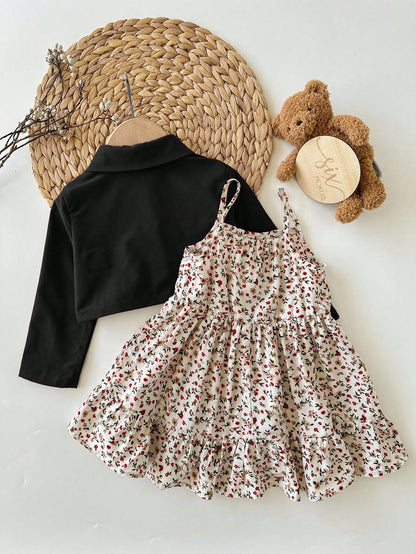 Prenda negra conjunto para bebe con vestido floral y chaqueta vista posterior
