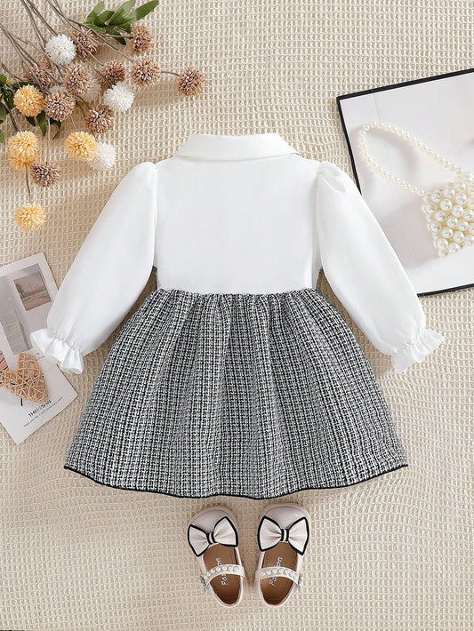 Prenda blanco negro vestido para bebe con lazos elegantes vista trasera

