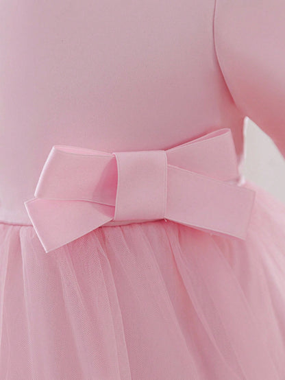 Prenda rosa vestido para bebe con detalle de moño en la cintura