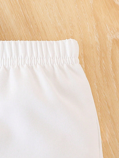 Prenda blanca conjunto para bebe detalle de pantalón blanco con cintura elástica