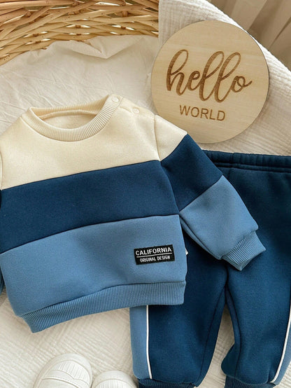 Conjunto Azul Bloques Con Sudadera Y Pantalón