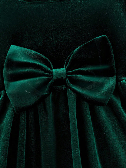 Prenda verde vestido de terciopelo para bebe con detalle de lazo frontal
