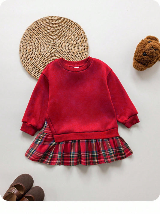 Vestido rojo con cuadros escoceses y volantes