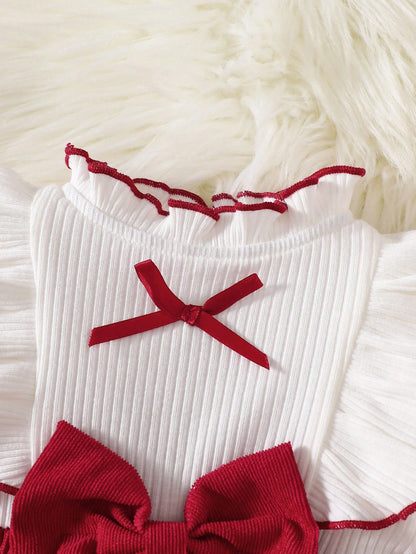Vestido blanco y rojo elegante con lazo frontal