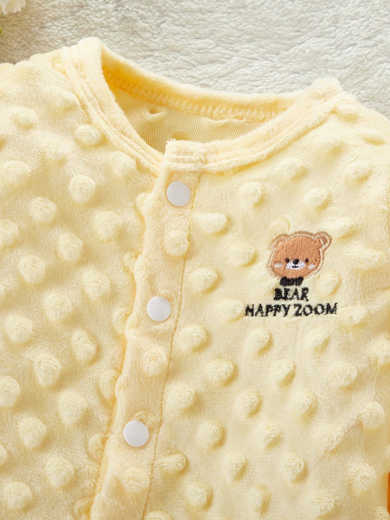 Conjunto térmico amarillo bebé tres piezas suave