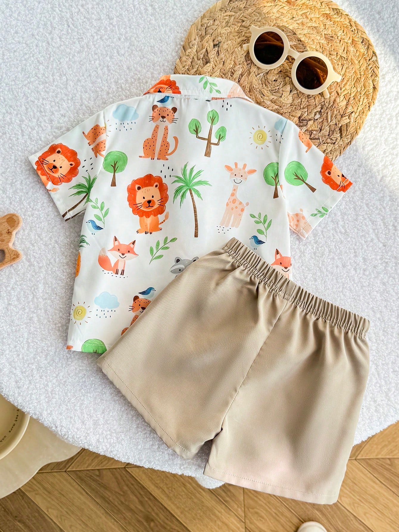 Conjunto safari multicolor con camisa y short