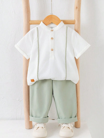 Prenda blanco y verde conjunto para bebe
