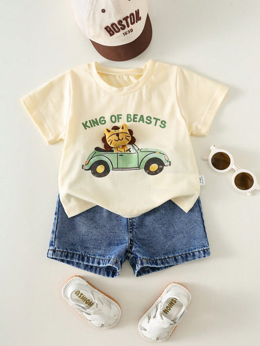 Prenda crema conjunto para bebe con león aplicado y short de mezclilla vista frontal