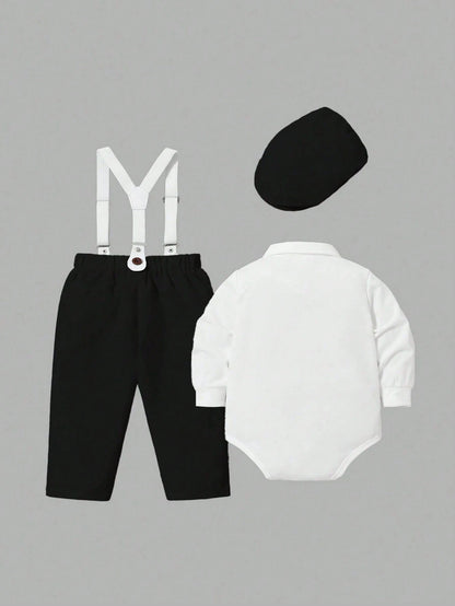 Prenda blanco negro conjunto para bebe con camisa y pantalón vista posterior
