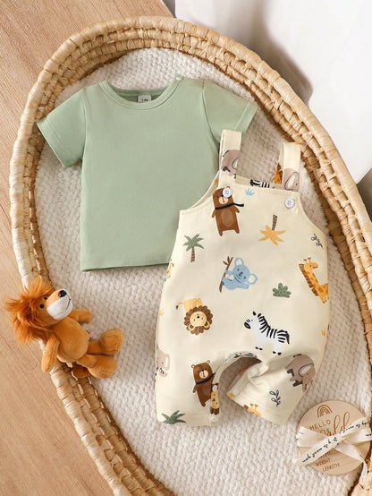 Prenda verde conjunto safari para bebe con overol estampado vista frontal