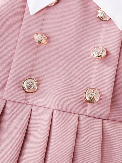 Prenda rosa vestido para bebe con detalle de botones dorados y falda plisada