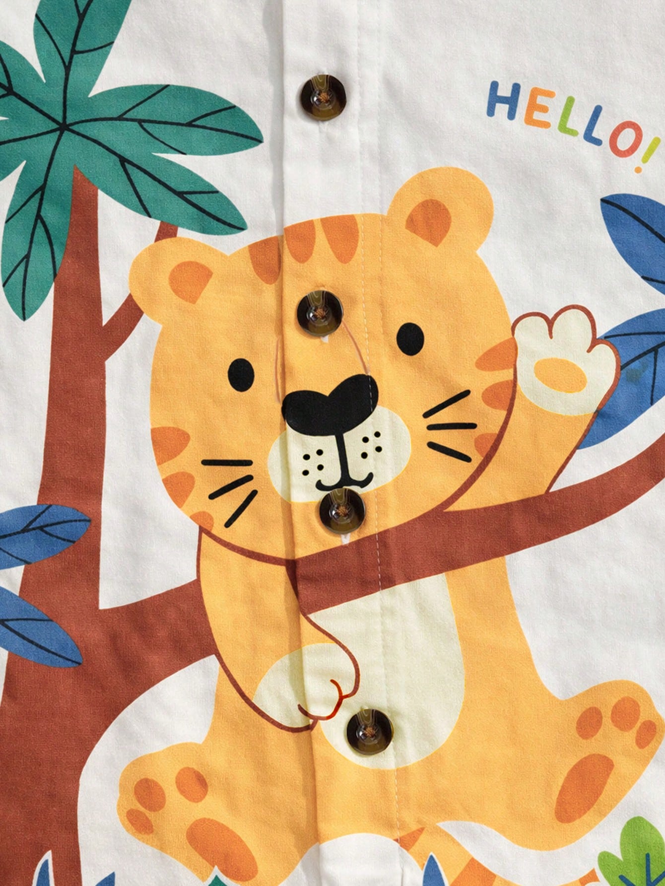 Prenda beige pelele para bebe con detalle de tigre y botones delanteros