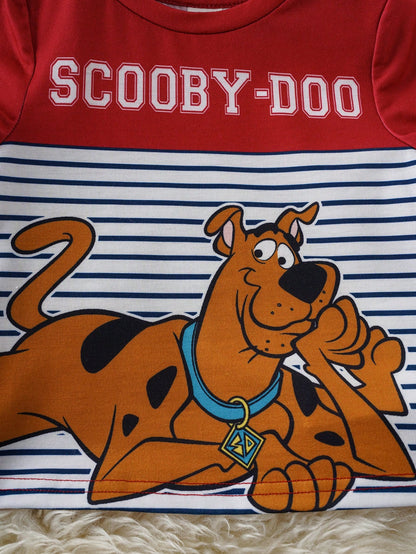 Conjunto rojo y azul para bebe con detalle del estampado Scooby-Doo