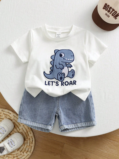 Prenda blanca conjunto para bebe con dinosaurio bordado vista frontal