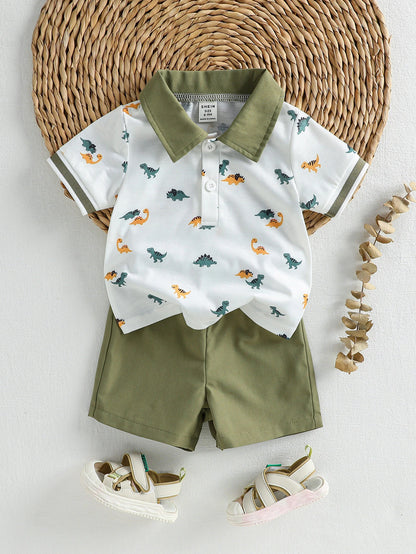 Prenda verde militar conjunto para bebe con polo de dinosaurios vista frontal
