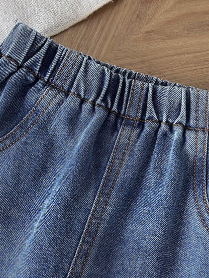Prenda azul marino pantalon de mezclilla para bebe con detalle de cintura elastica