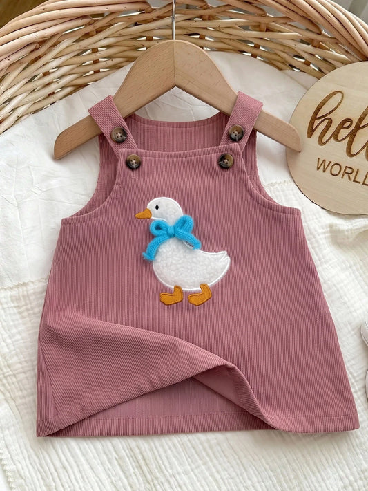 Prenda rosa vestido para bebe con pato bordado vista frontal