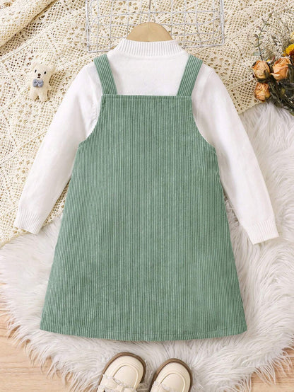Vestido verde con bordado floral vintage (Solamente vestido)