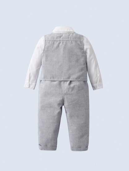 Conjunto formal gris para bebé con chaleco y pantalón, vista posterior.