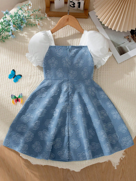 Prenda azul vestido para bebe con estampado floral y mangas princesa vista trasera