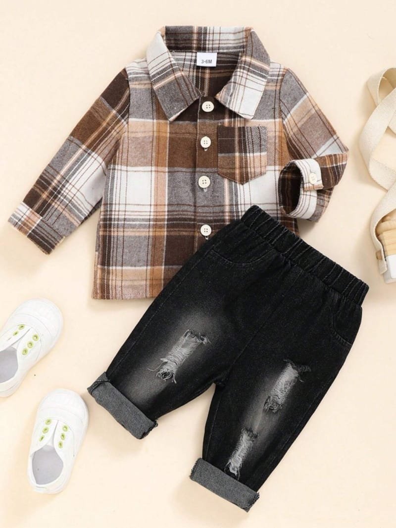 Conjunto de camisa a cuadros y pantalones para bebé niño.