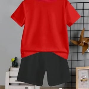 Conjunto rojo de astronauta con camiseta y shorts para bebé
